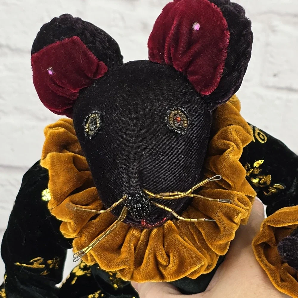 Louisa the Mouse Artist Doll by Diane Jordens Vancouver BC 18